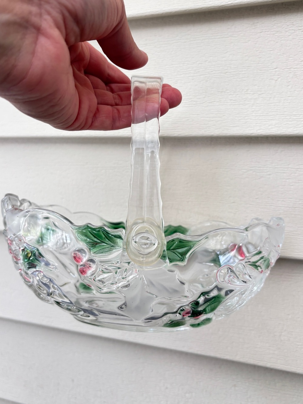 Mikasa Holiday Bloom Glass Basket, Holly Berry Vintage - Picture 10 of 16